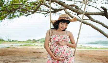 egg donation pros and cons featured image